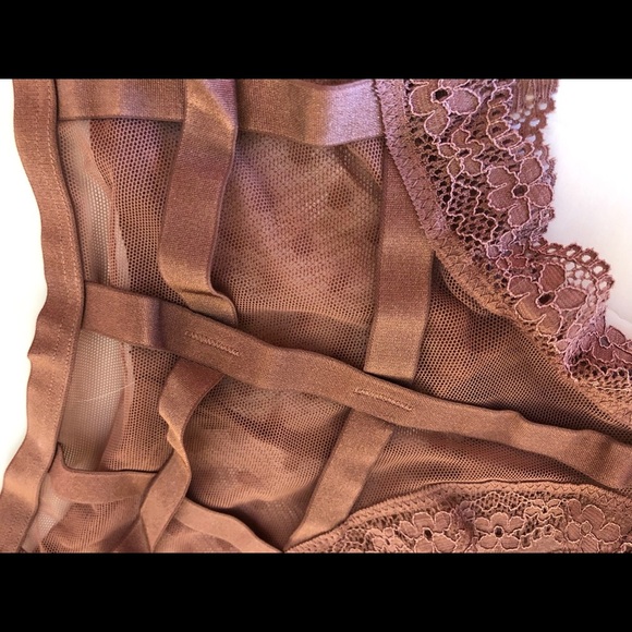 Victoria’s Secret VERY SEXY Cheeky Panty Mauve - Picture 4 of 8